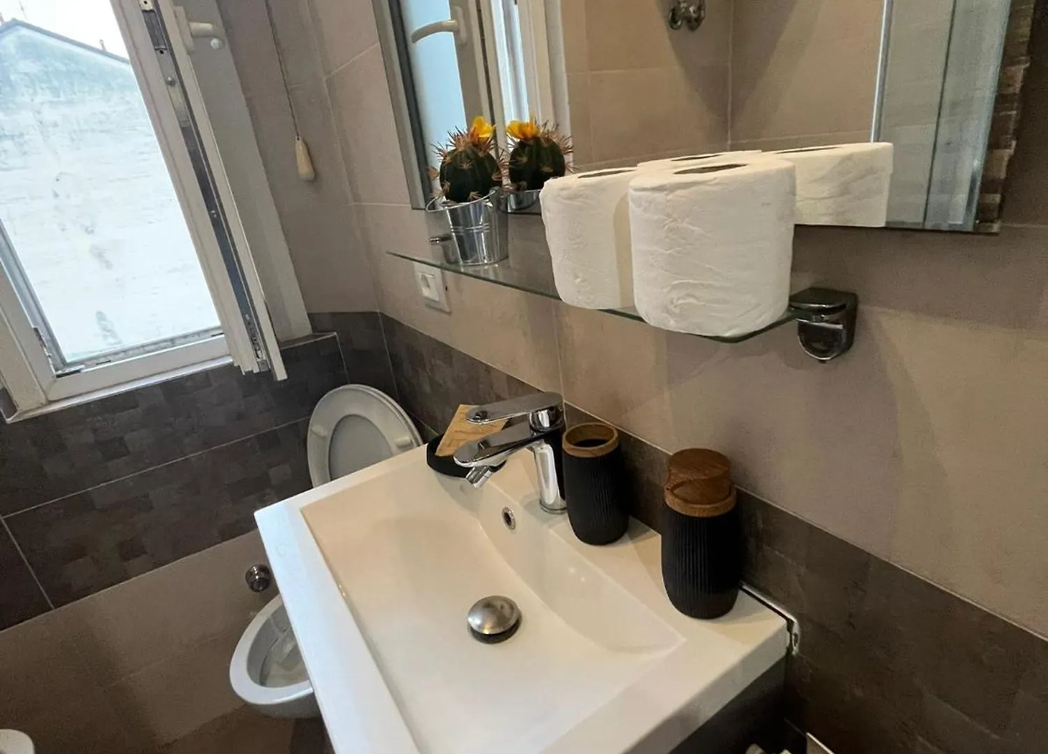 Navigli Duomo Bocconi Modern House Double-Room Milán